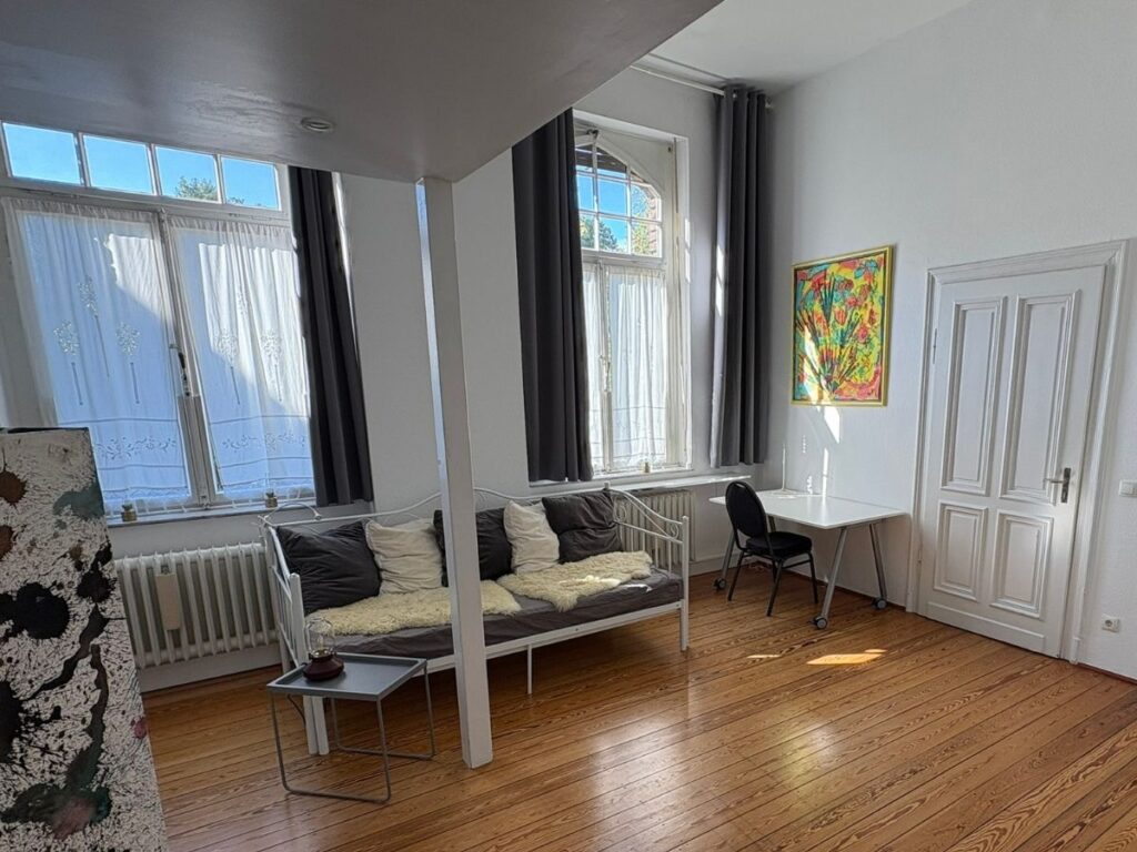 2. Schlafzimmer Erdgeschoss 1